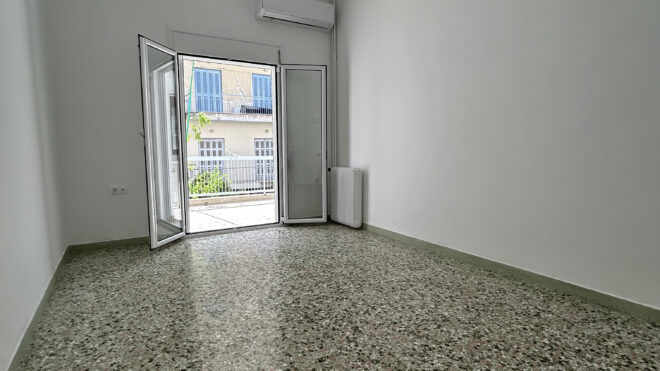For sale in Kallithea area 62 sq.m